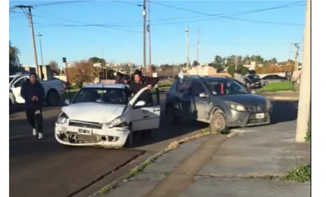 CHOQUE ACCIDENTE MARCELINO CRESPO Y BERTORELLO