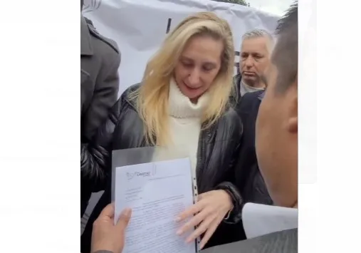 KARINA MILEI Y ROBERTO MARTINEZ