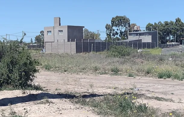 un lote una vivienda