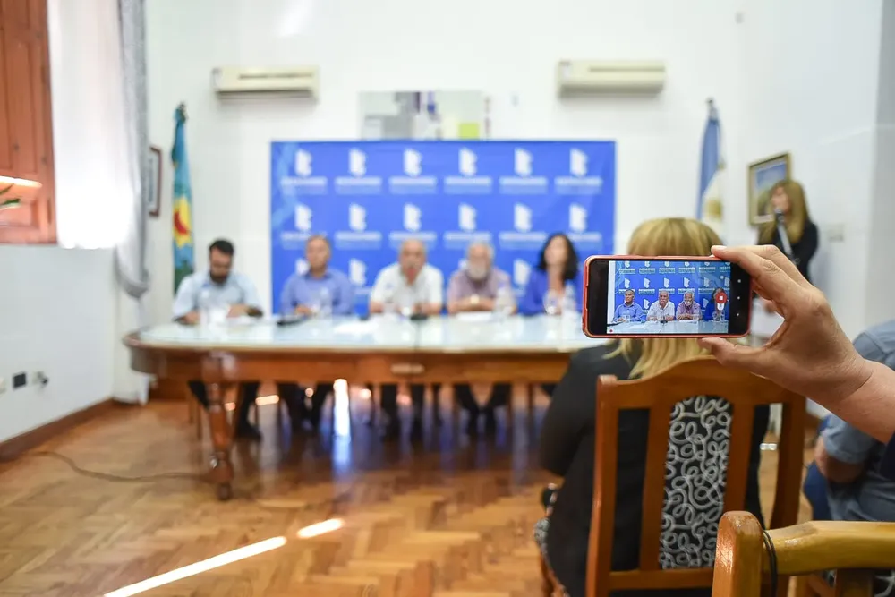 GABINETE, CONFERENCIA DE PRENSA