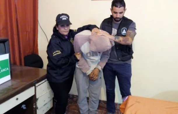 abusador ezequiel viola