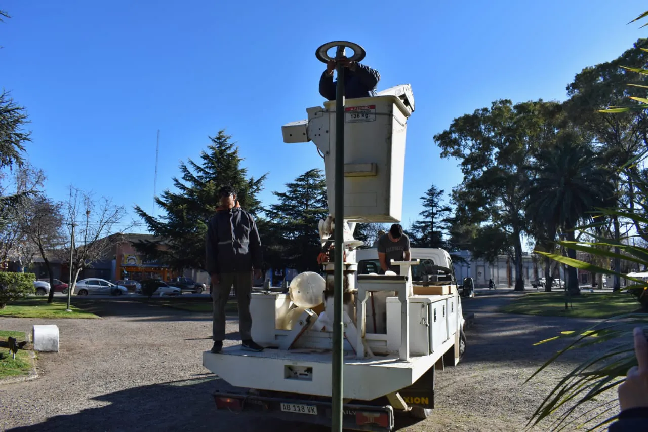 PLAZA VILLARINO, RECAMBIO, LUMINARIAS