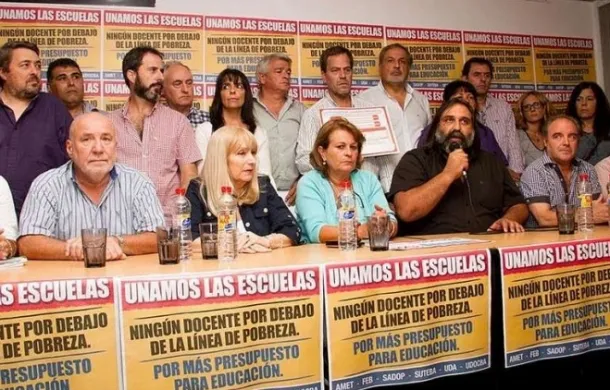 frente unidad docente