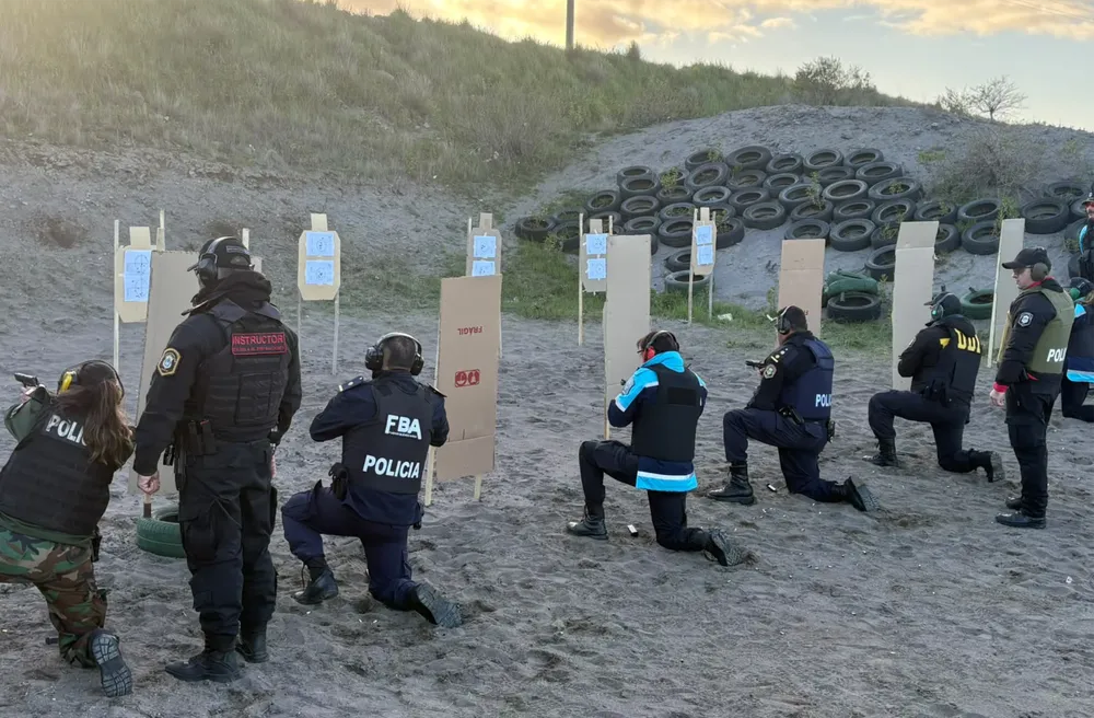 policia capacitacion tiro