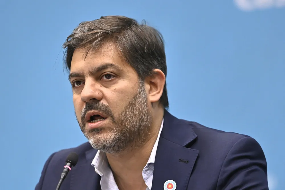 CARLOS BIANCO
