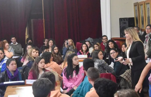 parlamento juvenil hcd