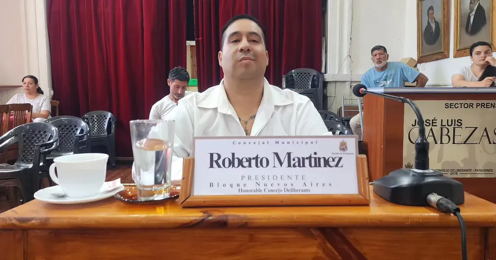 ROBERTO MARTINEZ