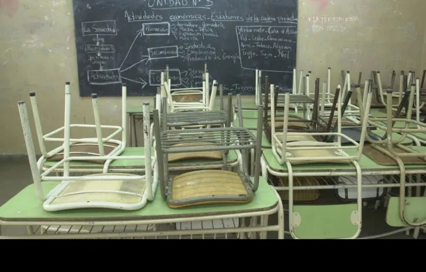 paro docente aula vacia