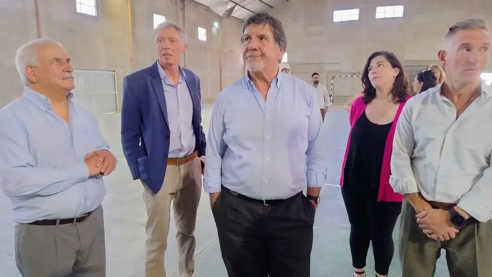 ALBERTO SILEONE EN VILLALONGA