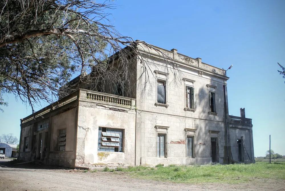 Casona de Estancia San Adolfo