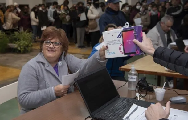 tablet enacom conectando con vos