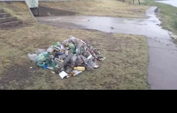 basura residuos desagues pluviales costanera