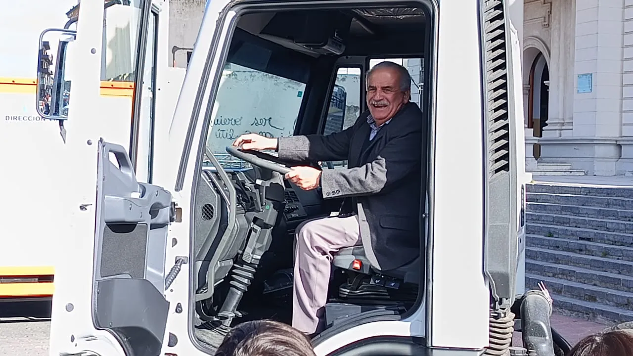 RICARDO MARINO, CAMION