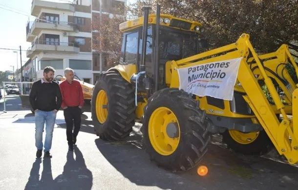 maquinaria vial zara angos