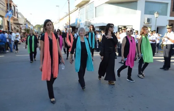 aniversario comarca desfile