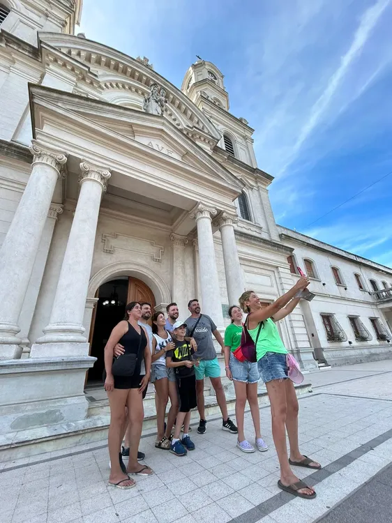 ded53ba8-5700-4247-be28-ba4b0e2b50ce