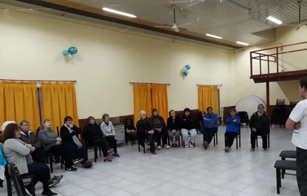 charlas adultos mayores salud