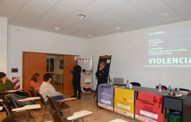 charlas concientizacion comisaria mujer