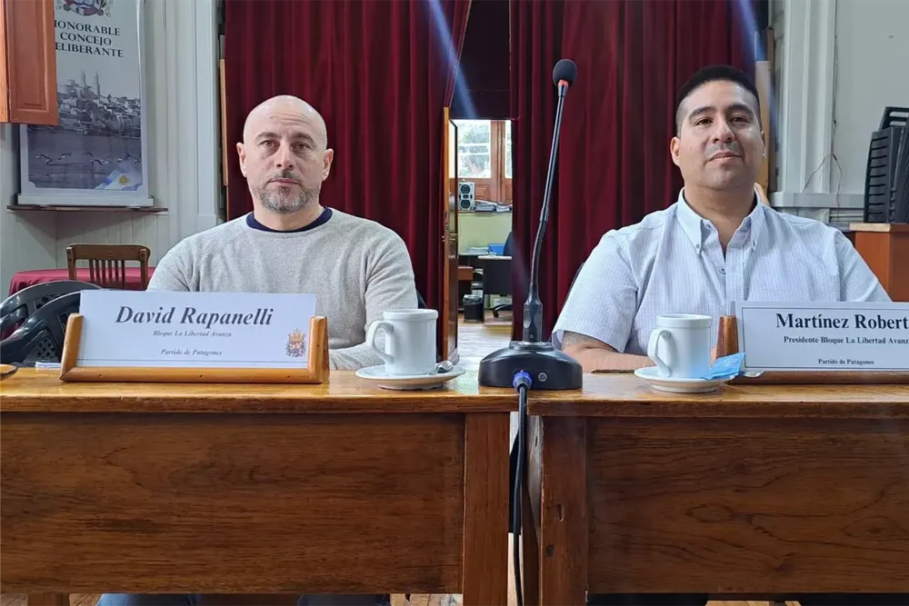 DAVID RAPANELLI, ROBERTO MARTINEZ