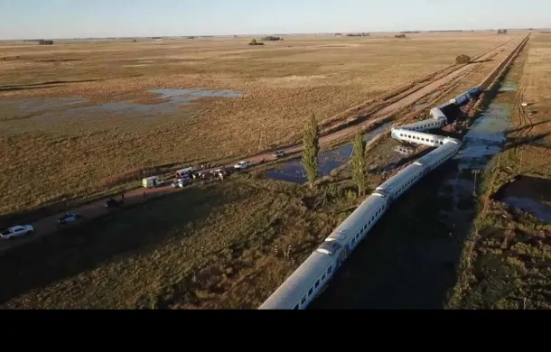 tren descarrilamiento