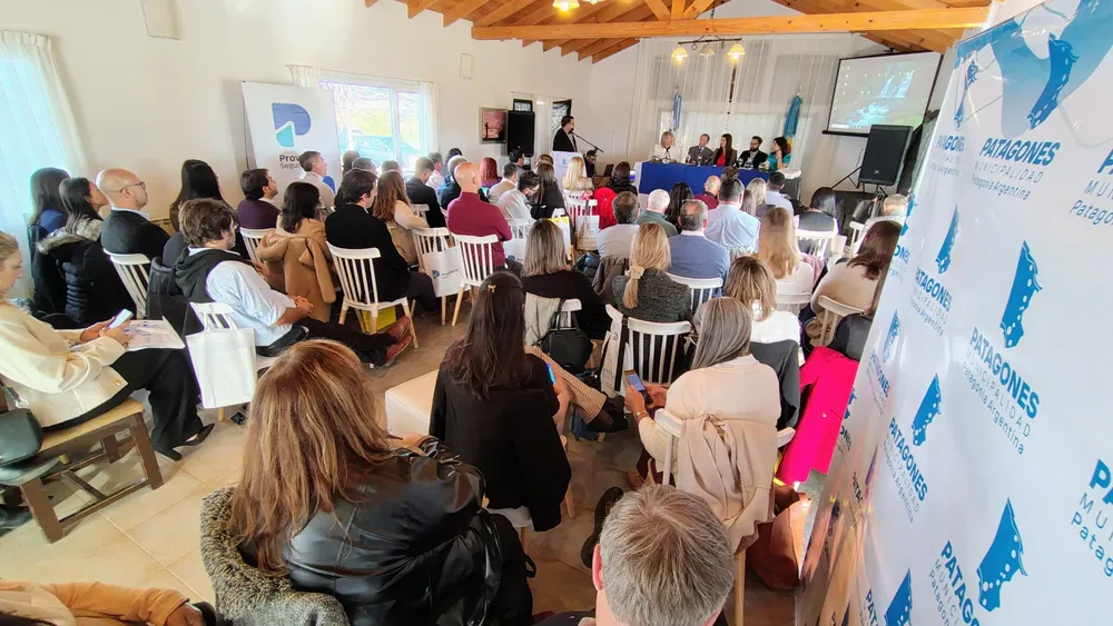 Reunión Mensual de Profesionales en Ciencias Económicas