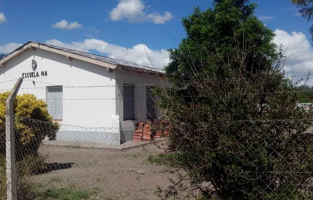 escuela 4 pradere