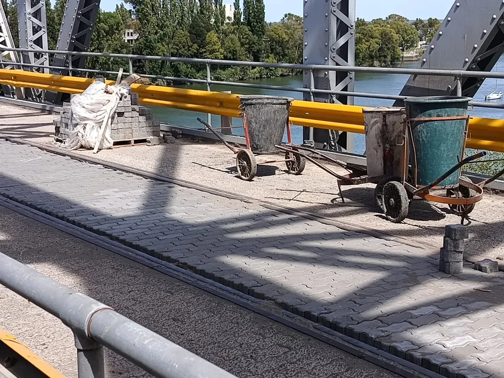PUENTE FERROCARRETERO ARREGLOS4 PM