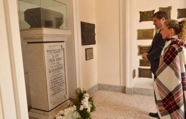 foulkes piedra buena