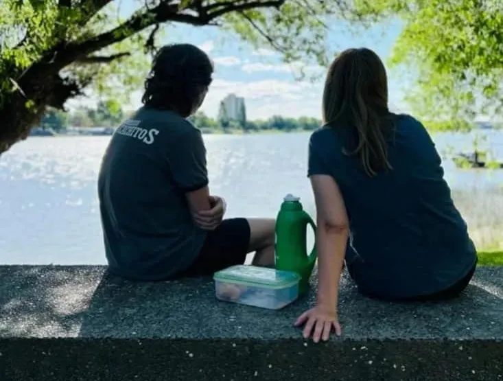 TURISTAS EN LA COSTANERA DE PATAGONES