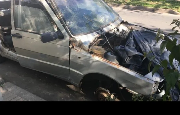 auto abandonado