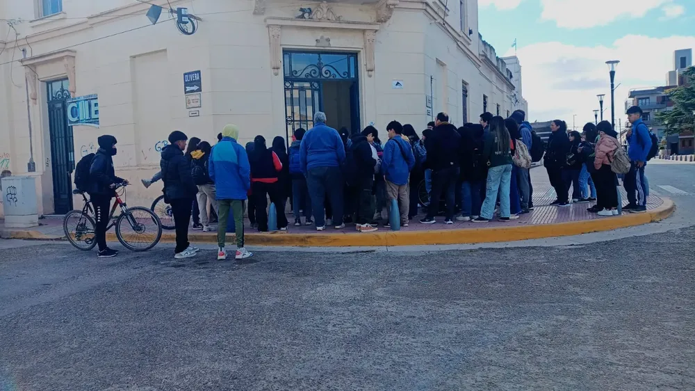 PROTESTA DE ALUMNOS DE LA ESCUELA TECNICA