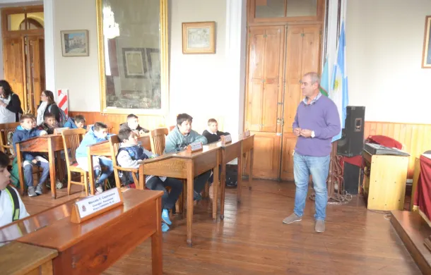 hcd visita alumnos