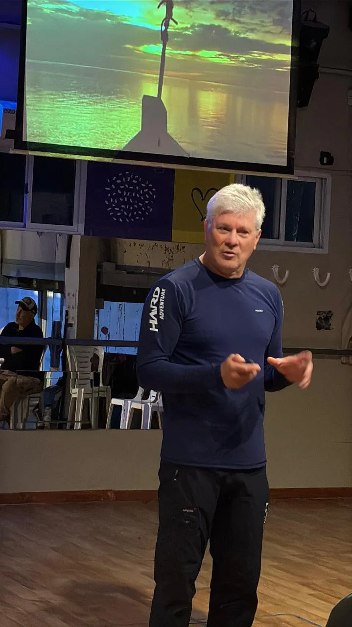 Adelson Carneiro Rodrigues