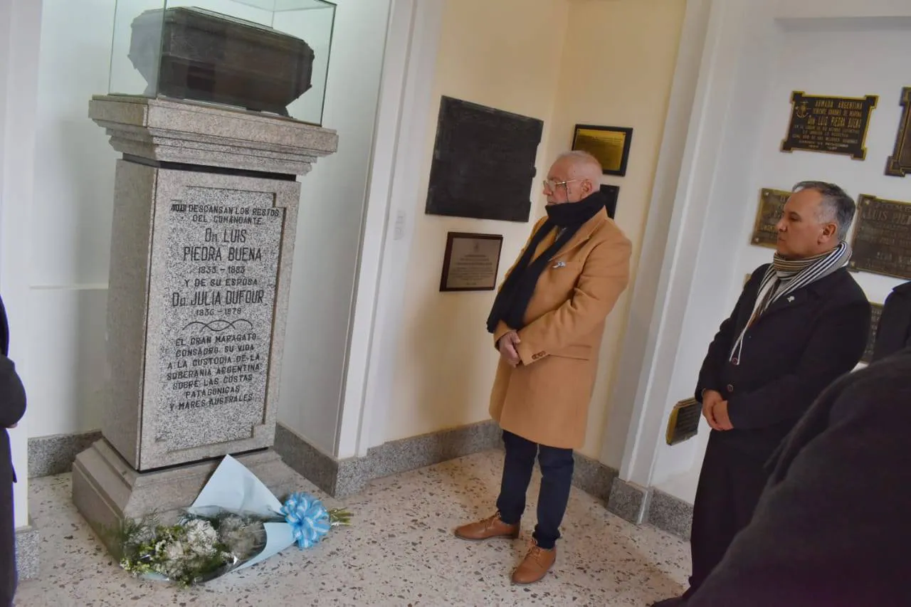 Comandante Luis Piedra Buena, acto, raul rosemberg, hector otero