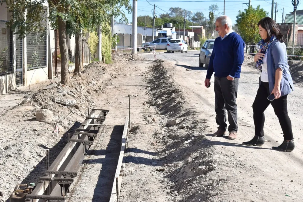 RICARDO MARINO, PAMELA BAFFONI, CORDON CUNETA
