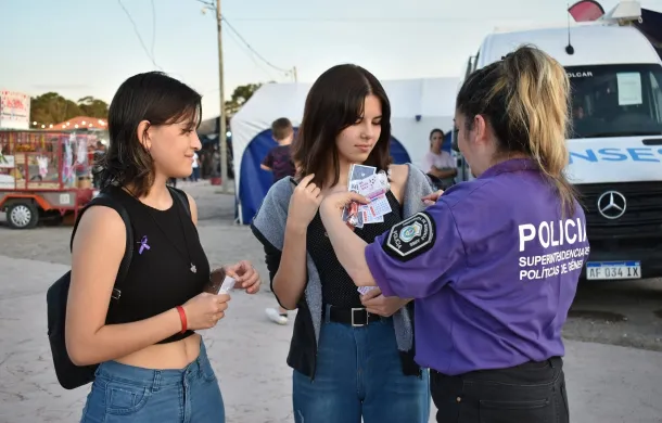 8m dia internacional de la mujer comisaria de la mujer