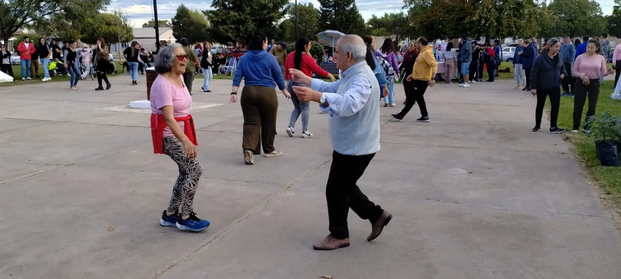 1° DE MAYO, 2025, RICARDO MARINO, BAILE