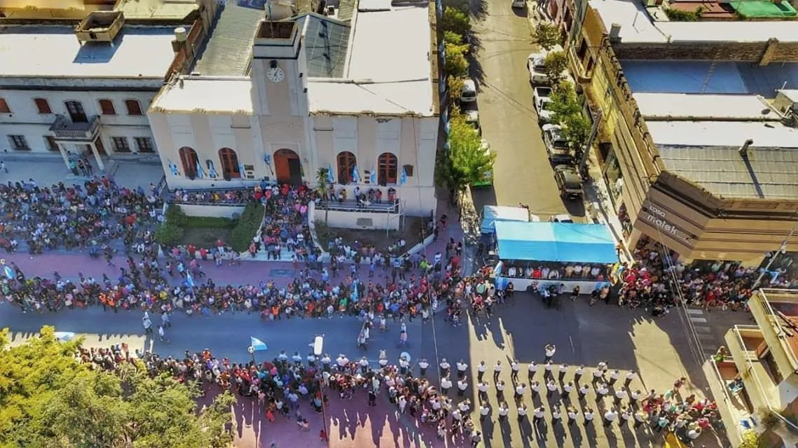 DESFILE 7 DE MARZO