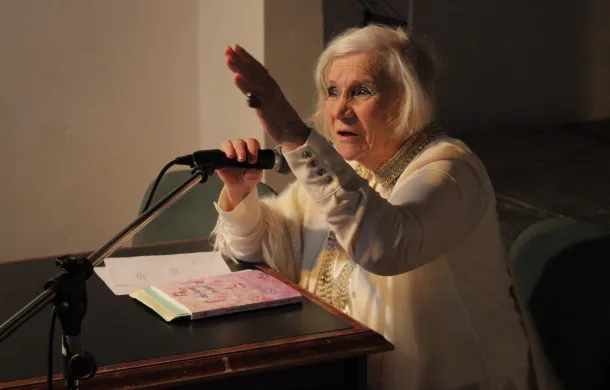 yolanda garrafa libro de luna y pez