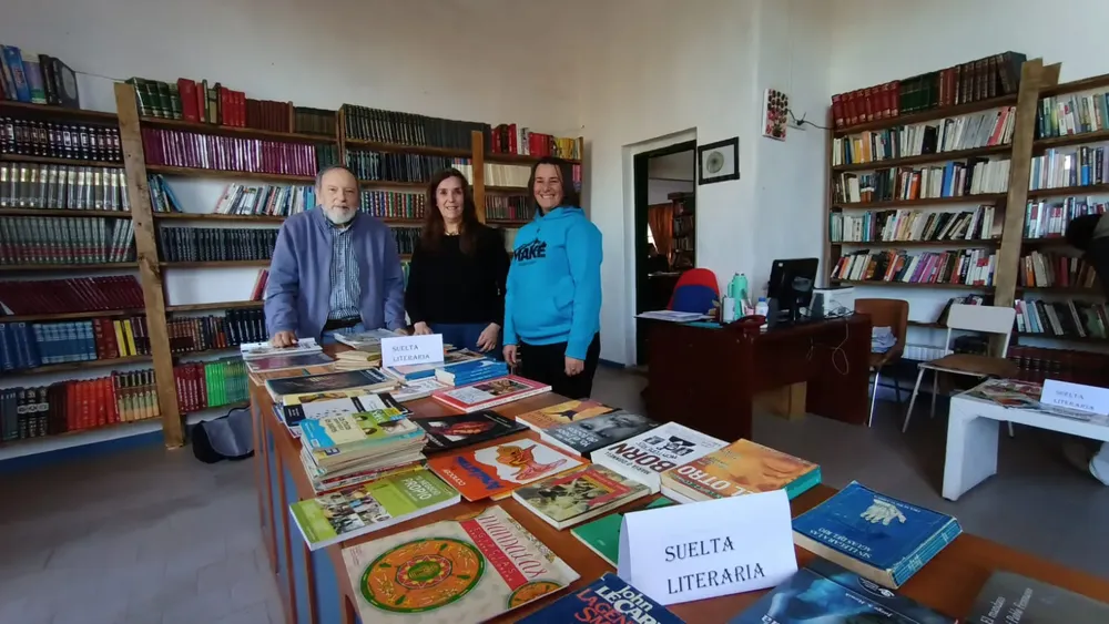 BIBLIOTECA MUNICIPAL