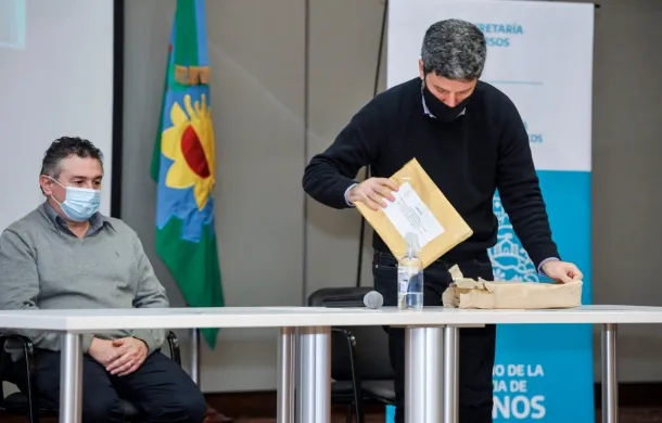 cisterna plaza lacarra licitación