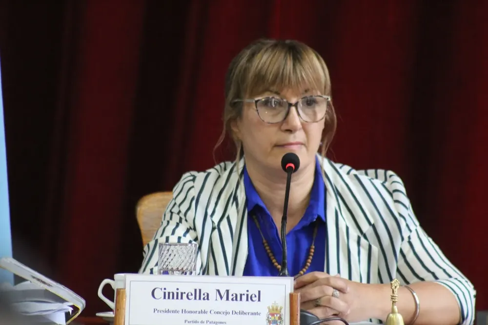 mariel cinirella