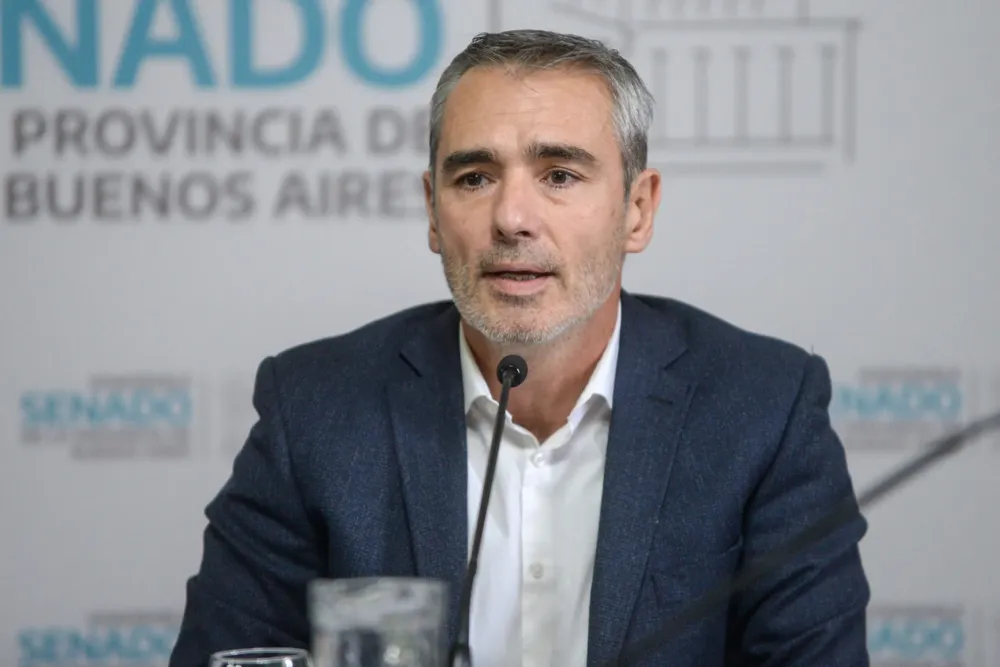 Feliu-Patagones-Senado-bonaerense-scaled