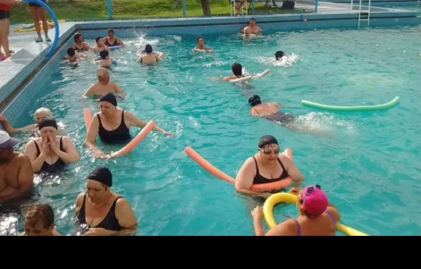 natación pileta club jorge newbery