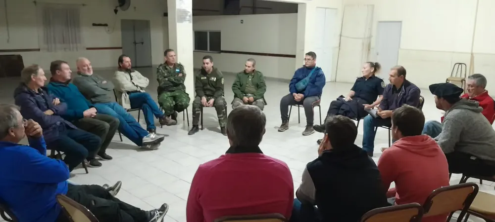 INSEGURIDAD, STROEDER, REUNION