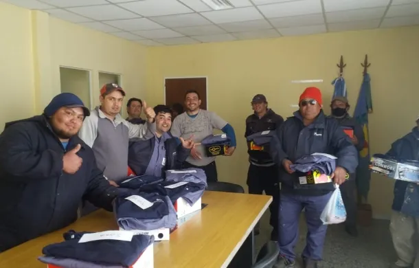 entrega de indumentaria bahía san blas
