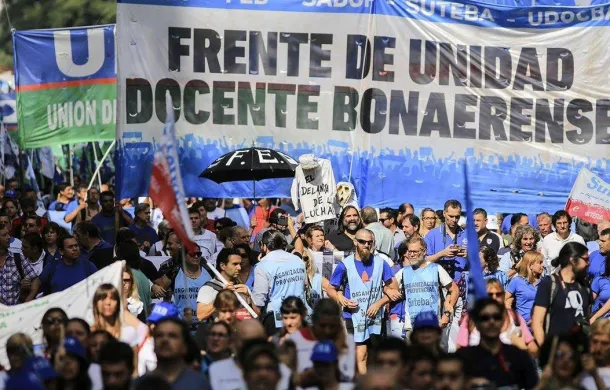 frente unidad docente