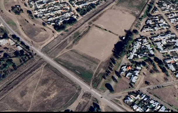 vias patagones aerea villa linch cancha