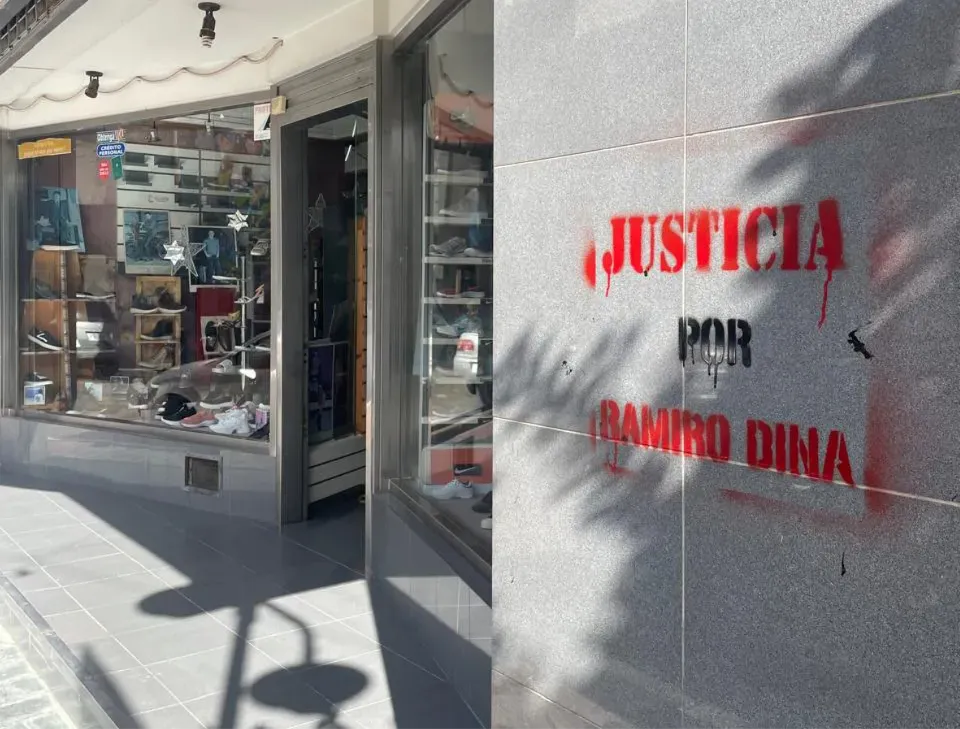 RAMIRO DINA, PINTADAS, COMERCIOS