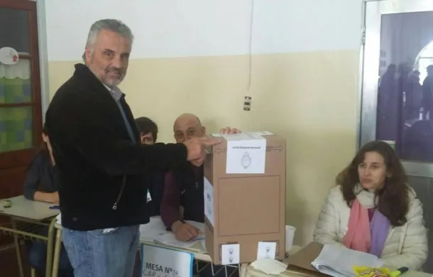 curetti voto elecciones generales stroeder
